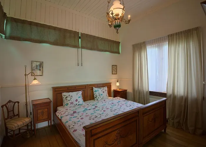 Halte Sint-Gerlach Holiday Home