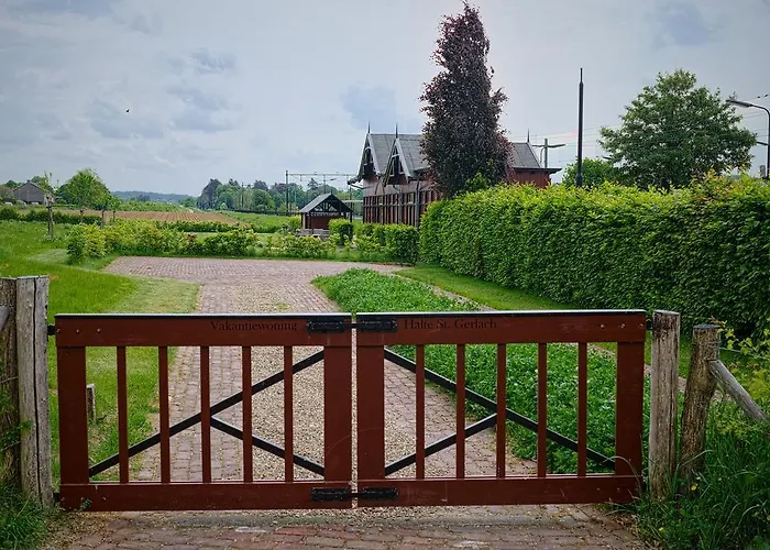 Halte Sint-Gerlach Holiday Home Valkenburg aan de Geul